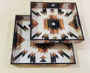 Plateau élégant en bois émaillé à effet marbre Plateau de service carré élégant avec superbe décor à la maison pour un usage domestique - Product Image 5