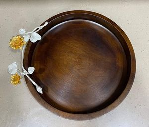 Plateau de service décoratif compact en bois de qualité supérieure avec des utilisations polyvalentes pour la maison et le bureau au meilleur prix - Product Image 4