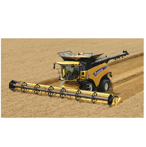 Self Propelled Combine <b>Harvester</b>, Powerful Agricultural Machinery for Wheat, Rice and Grain <b>Harvesting</b> with High Efficiency - Product Image 2