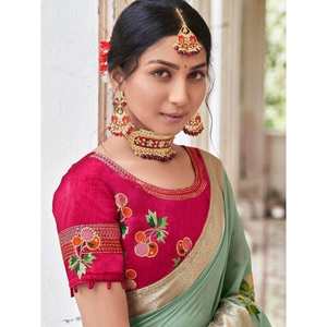 Sari en coton brodé vert mer fascinant avec chemisier pour les mariages - Product Image 2