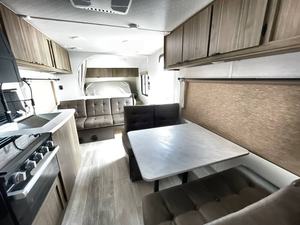 New 2025 F-o-r-e-s-t R-i-v-e-r S-a-l-e-m Cruise Lite 261BHXL camping Truck Motor Homes Motorhome Home Motorhomes - Product Image 3