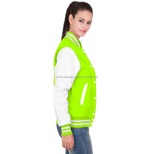 Chaqueta Varsity Premium para Mujer, Acolchada, Transpirable, de Felpa Suave y Algodón, con Bordado - Product Image 3