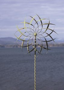 Cuivre Verdigris Pinwheel Staked Spinner Gris Jardin pieu métal rouille décoration de jardin Art rustique - Product Image 2