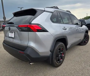 2020 T o t a R A V 4 LE - Product Image 5