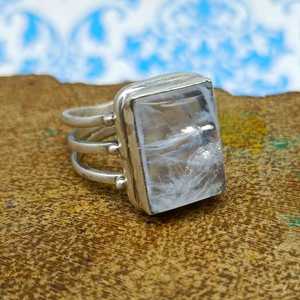 Bagues fines de haute qualité avec pierre de lune arc-en-ciel dernière conception à la mode Cabochon Rectangle forme pour bijoux de mariage - Product Image 1