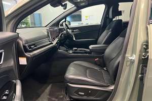 Kia Sportage HEV GT-Line Auto FWD 2024, conduite à droite - Product Image 4