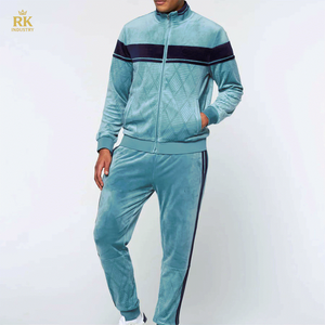 Trajes de chándal lavados con ácido para mujeres y hombres, elegantes y acogedores, diseño moderno y ajuste cómodo - Product Image 1