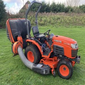 Meilleur petit tracteur Kubota L4508 d'occasion (plus de modèles à vendre) Tracteur Marketing Key Belts Power Engine Tech - Product Image 3