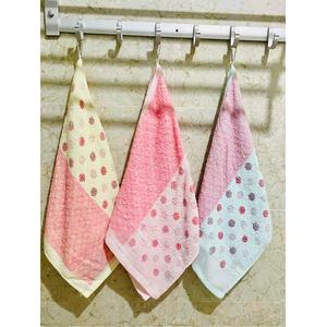 Paños de Limpieza de Algodón Suave OEM de Vietnam, Tejido de Rizo, Estampado Floral, Grueso, con Presilla para Colgar - Product Image 5