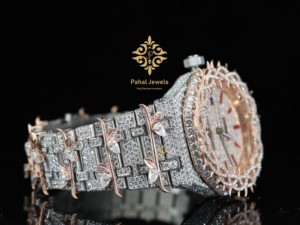 Montre de luxe personnalisée, design épineux, sertissage complet en moissanite, cadran romain, style hip-hop, pour les soirées, montre de luxe durable - Product Image 3