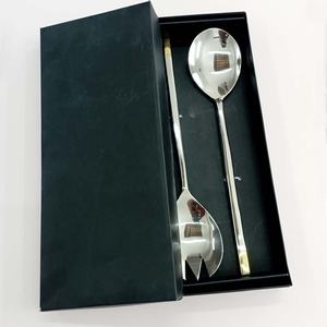 Nouveaux ustensiles de service cuillère et fourchette de serveur de salade de haute qualité pour mariage et cuisine ensembles de table à manger au design royal - Product Image 1