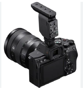 Cámara Digital de Alta Calidad A7 IV, Tipo Point and Shoot, Negra, Tarjeta SD, Video Full HD, Batería Recargable, Pantalla de 2"-3", Enfoque Ajustable - Product Image 1