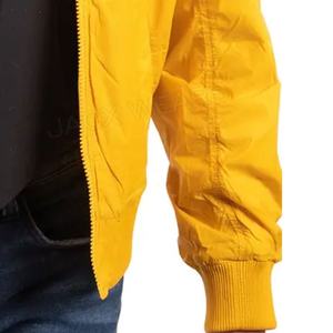 Venta al por mayor de chaqueta bomber con logotipo personalizado para los hombres de estilo de la calle con cuello alto y cierre de cremallera para el invierno - Product Image 5