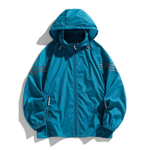 Veste respirante légère pour hommes Protection solaire Conception à capuche pour la course et les activités de plein air Haut décontracté à motifs géométriques - Product Image 3