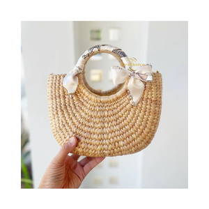 Bolsa ecológica de jacinto de agua hecha a mano con fibra natural para compras y uso en la playa - Product Image 6