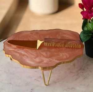 แท่นวางเค้กทำจากเรซินคุณภาพระดับพรีเมี่ยมสำหรับ100% - Product Image 3