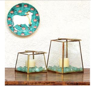 Portavelas de Metal decorativo de latón AK con acabado dorado, Juego de 2 portavelas de alta calidad para decoración de habitaciones/Decoración de Hotel - Product Image 3