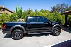 Camioneta Ford F150 Raptor 4X4 Doble Cabina 2020, Motor Diésel Turbo de 2.8L, Bajo Kilometraje, Lista para Enviar, Volante a la Izquierda/Derecha, Lista para Exportar - Product Image 3