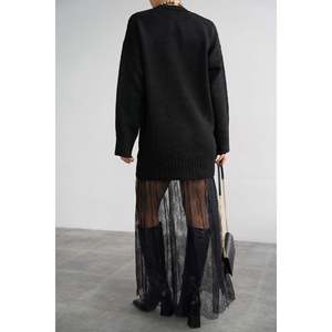 เดรสไหมพรมสีดำแต่งชายผ้าทูล - Product Image 3