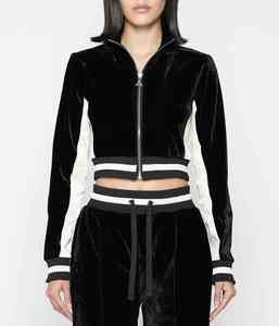 Chándal personalizado de invierno con capucha de terciopelo sólido para mujer, conjunto de 2 piezas de longitud completa con bordado superior para mujer - Product Image 5