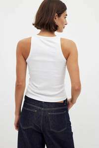 Camiseta sin mangas de punto de algodón personalizada al por mayor, camiseta sin mangas básica informal sin mangas con cuello redondo, camisetas sin mangas de punto acanalado blanco para mujer - Product Image 3