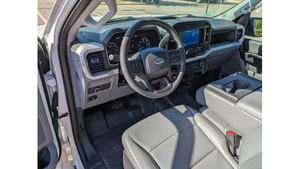 2023 F Ord F-150 XL กล่องขนาด5.5นิ้วได้รับการรับรอง4WD รถมือสอง - Product Image 5