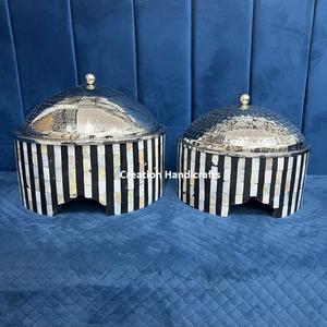 Chauffe-plat rond à points, design accrocheur, chauffe-plat, casserole et marmite pour service de buffet avec finition dorée - Product Image 2