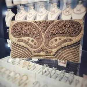 Embrayage de créateur papillon vintage, perles de rocaille en verre imitation perle, sac à breloques, chaîne à maillons pour occasion de mariage pour femme - Product Image 3