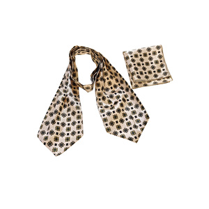 Conjunto de Accesorios de Satén con Diseño Paisley Marrón sobre Beige para Hombre: Bufanda, Chal, Corbata Ascot y Pañuelo para Novio - Product Image 3