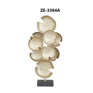 Escultura Metálica Única Hecha a Mano para Espacios de Vida, Nube Giratoria Zen, Decoración de Oficina, Escultura Moderna China por Zahid Exports - Product Image 1