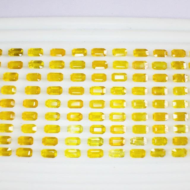 สีเหลือง