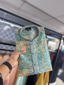 Nueva Colección Exclusiva de Boda de Seda Tussar Pura Premium con Estampado Festivo - Product Image 4