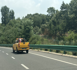 Fabricant de barrières de sécurité routière en acier galvanisé à chaud, fournisseur de barrières anti-collision, certifié EN 1317, qualité diamant - Product Image 2