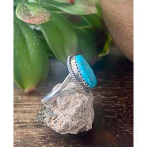 Kingman <b>Turquoise</b> Sterling Silver <b>Ring</b> Size 5.75-Navajo Handmade Fine Jewelry - Product Image 3