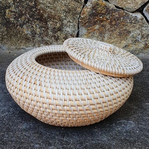 Boîte ronde en rotin naturel avec couvercle, boîte de rangement artisanale, écologique, décoration naturelle pour la maison et la maison, vente en gros du Vietnam - Product Image 3