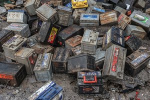 Chatarra de placas de batería de plomo-ácido de automóviles usadas al por mayor, origen DE, precio para compradores, en venta - Product Image 5