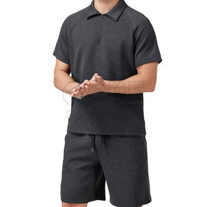 Polo décontracté à demi-fermeture éclair pour hommes ensemble de vêtements d'extérieur et de shorts de survêtement court 2 pièces respirant de couleur unie - Product Image 1