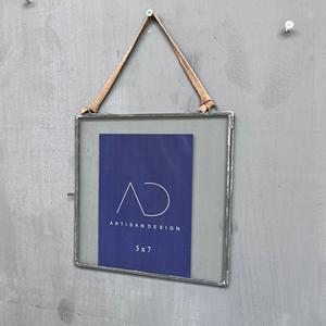 Marco de fotos para colgar en la pared, decorativo, de metal, hierro y vidrio con acabado gris - Product Image 3