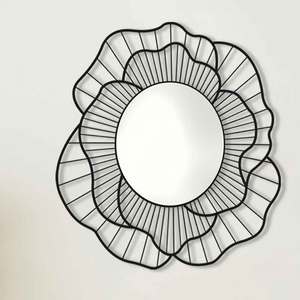 Atractivo espejo de pared de Metal de primera calidad con diseño de borde floral para una elegante decoración de pared de dormitorio y pasillo - Product Image 1