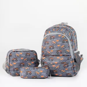 Conjunto de 3 peças de mochila escolar à prova d'água com tema de caminhão, mochila aprimorada com suporte para garrafa de água, lancheira e estojo para lápis