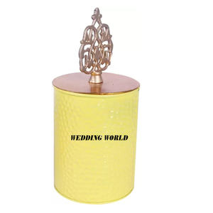 Pot à bonbons en métal décoratif pour cuisine et hôtel Qualité supérieure Vente en gros Fait à la main Serveur de noix Vente en gros Pot à fruits secs en métal - Product Image 1