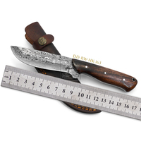 Couteau de chasse de poche artisanal en acier Damas forgé à 192 couches, sur mesure, manche en bois de rose de qualité A+, étui en cuir de vache, HRC 58-62