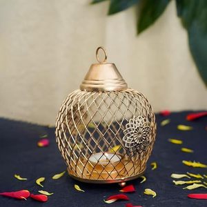 Portavelas estilo linterna de alambre de Metal de nuevo estilo con acabado de revestimiento de polvo dorado diseño de jaula de forma redonda para decoración del hogar - Product Image 1