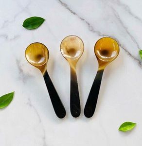 CUILLÈRE EN CORNE BLANCHE POLIE DE QUALITÉ CHAUDE pour la maison et le restaurant Cuisine Utilisation Meilleure qualité Artisanat Bol de style animal en vente - Product Image 1