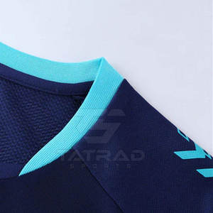 Uniforme de Fútbol Personalizado para Hombre, Transpirable, Ligero, de Secado Rápido, Manga Corta, Estampado, al por Mayor, Sostenible - Product Image 3