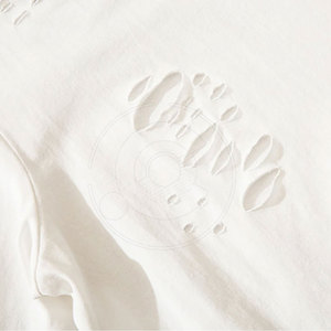 Camiseta Desgastada con Bordado de Logotipo Personalizado, Mejor Precio, Color Personalizado, Hecha en Pakistán - Product Image 3