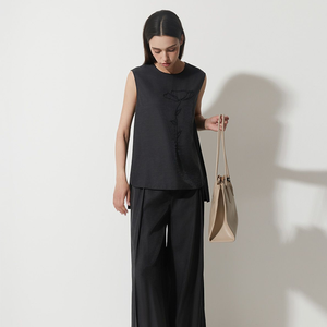 Chemise sans manches en lin de luxe pour femmes longueur régulière Style doux motif solide décoration en pierre - Product Image 3