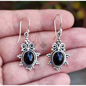 Pendientes Colgantes Boho Hechos a Mano con Piedras Preciosas, Ónix Negro y Zafiro, Plata de Ley, Regalo Perfecto para Cumpleaños, Aniversario o Navidad para Ella - Product Image 2