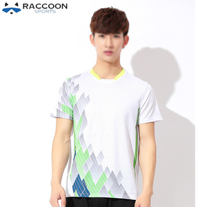 Uniforme de Tenis Transpirable de Secado Rápido y Alta Calidad con Diseño Elegante para Hombres Adultos Disponible en Todas las Tallas con Logotipo de Diseño Personalizado - Product Image 3