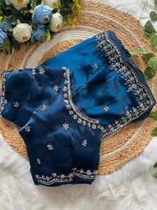 Sari en soie douce de qualité supérieure ethnique Nouveau classique Designer traditionnel Vêtements de mariage pour femmes indiennes exclusives Sari pour filles - Product Image 4